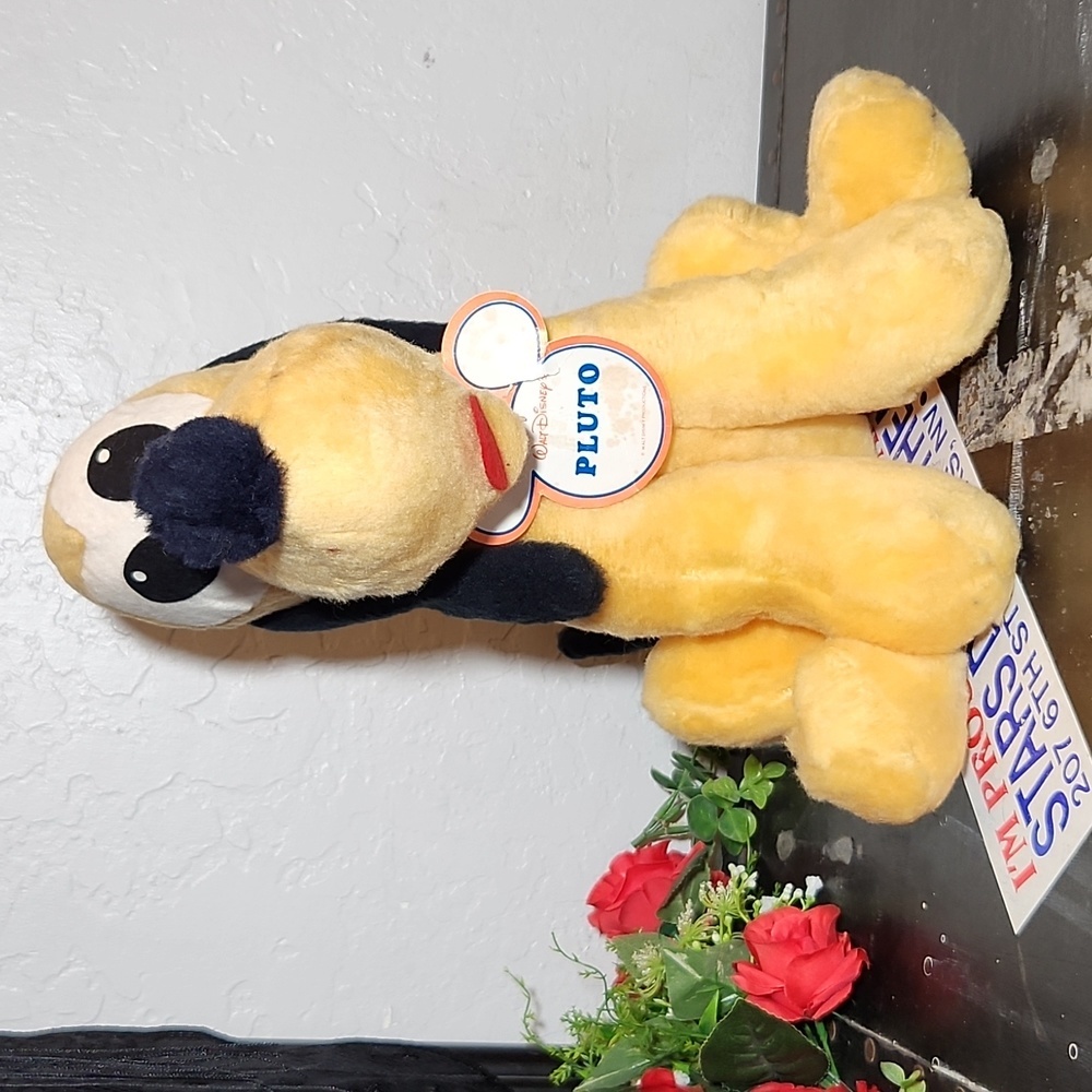 Vintage WALT DISNEY Pluto Stuffed Animal With Tag